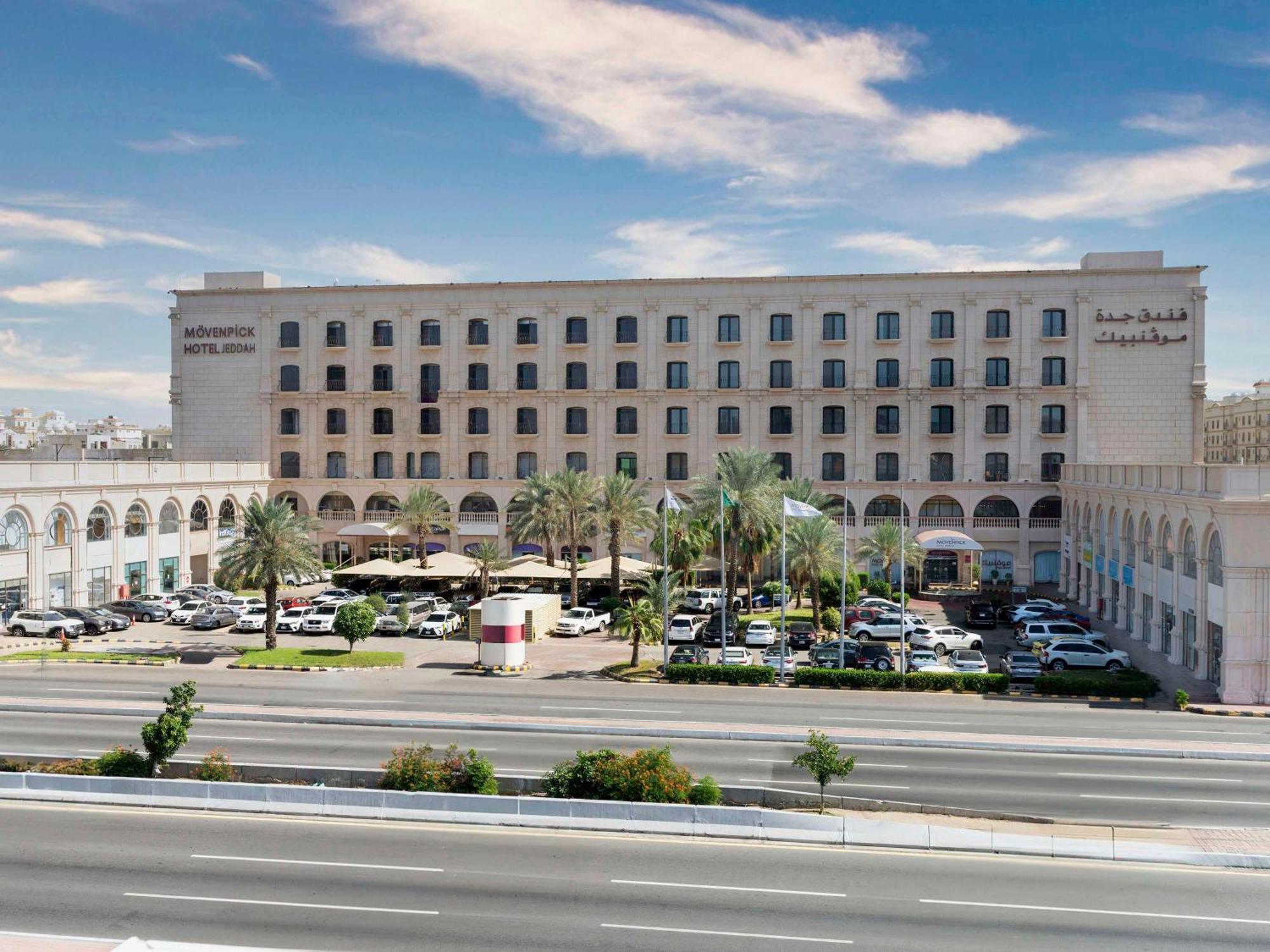Movenpick Hotel Jeddah Exterior photo